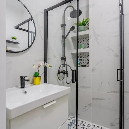 Appartement Cozy Eden 1br Retreat In Bp Cen -wi-fi And Ac