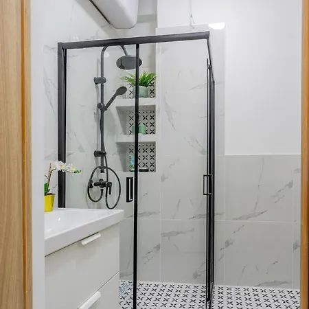 Appartement Cozy Eden 1br Retreat In Bp Cen -wi-fi And Ac